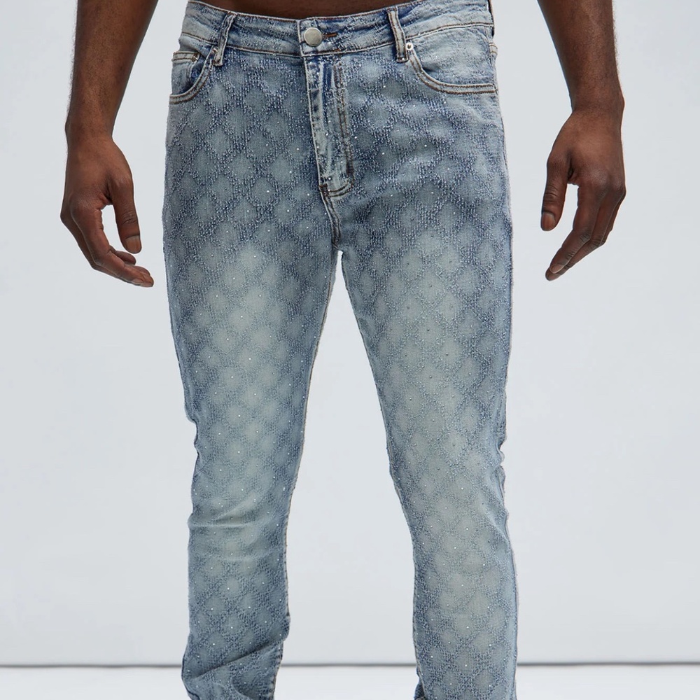 JEWELED  STACKED SKINNY JEANS. NEVER WORN TAGS ON!!